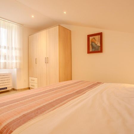 נייביצה Apartment Hrabric מראה חיצוני תמונה