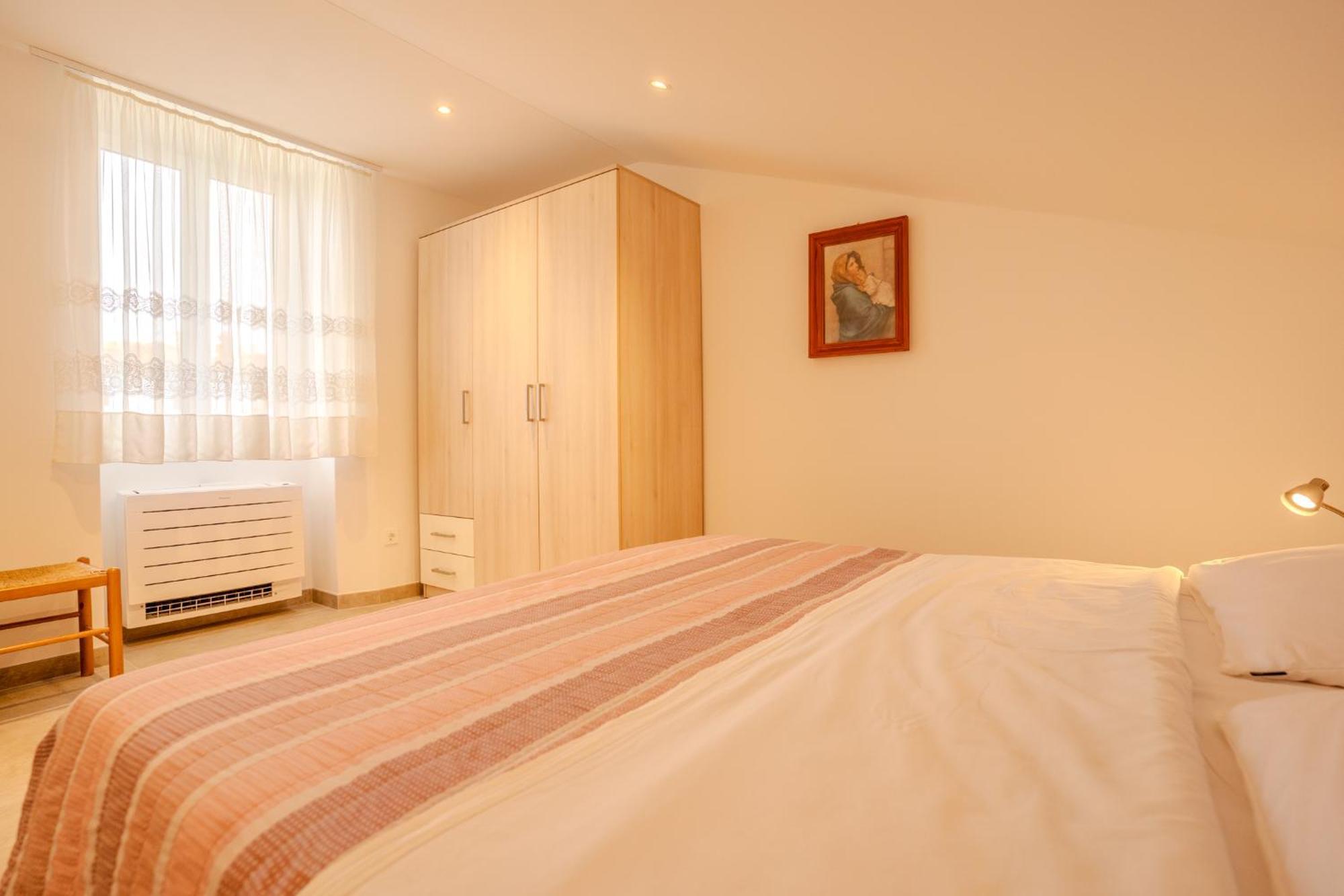 נייביצה Apartment Hrabric מראה חיצוני תמונה