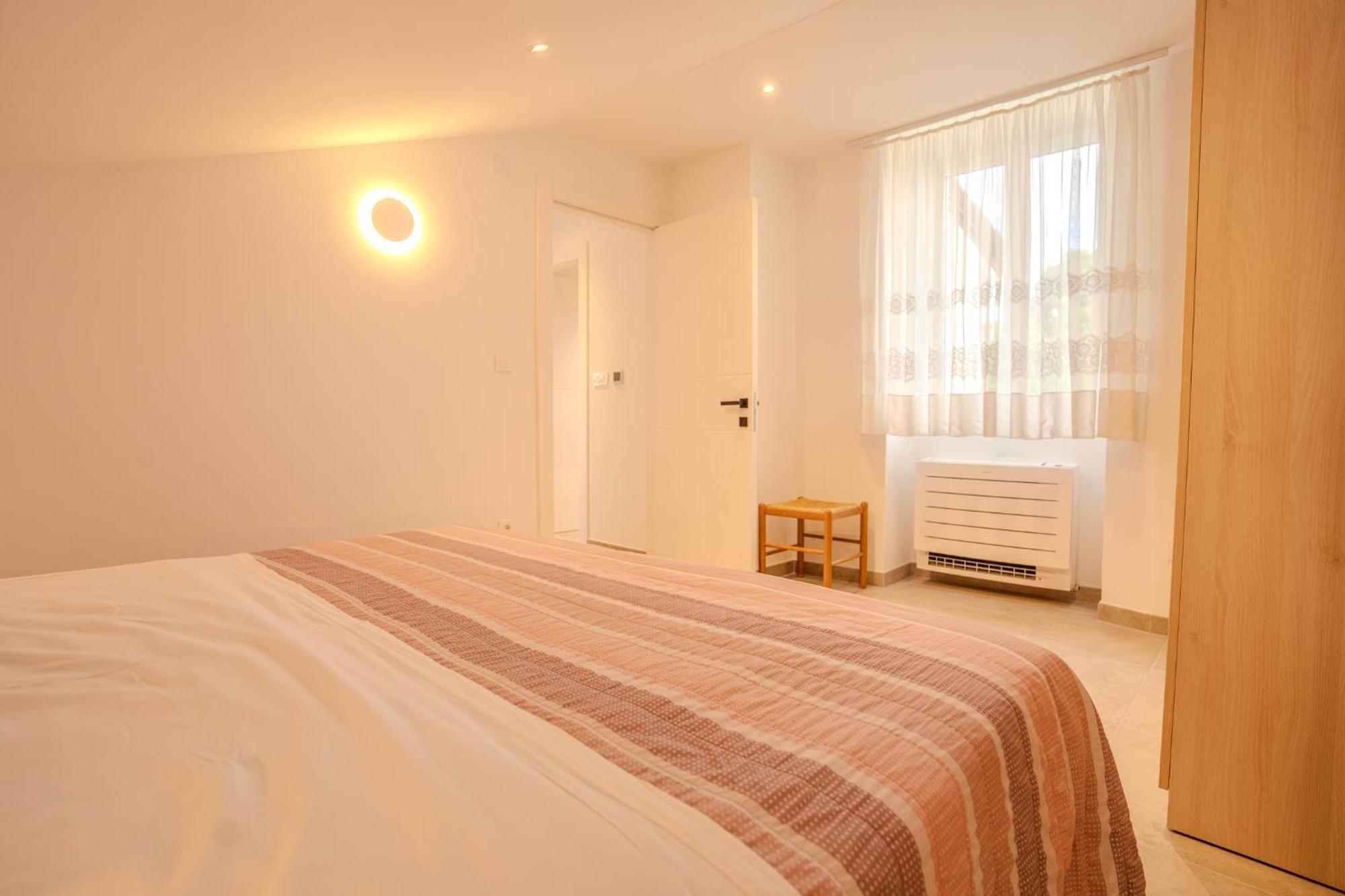 נייביצה Apartment Hrabric מראה חיצוני תמונה